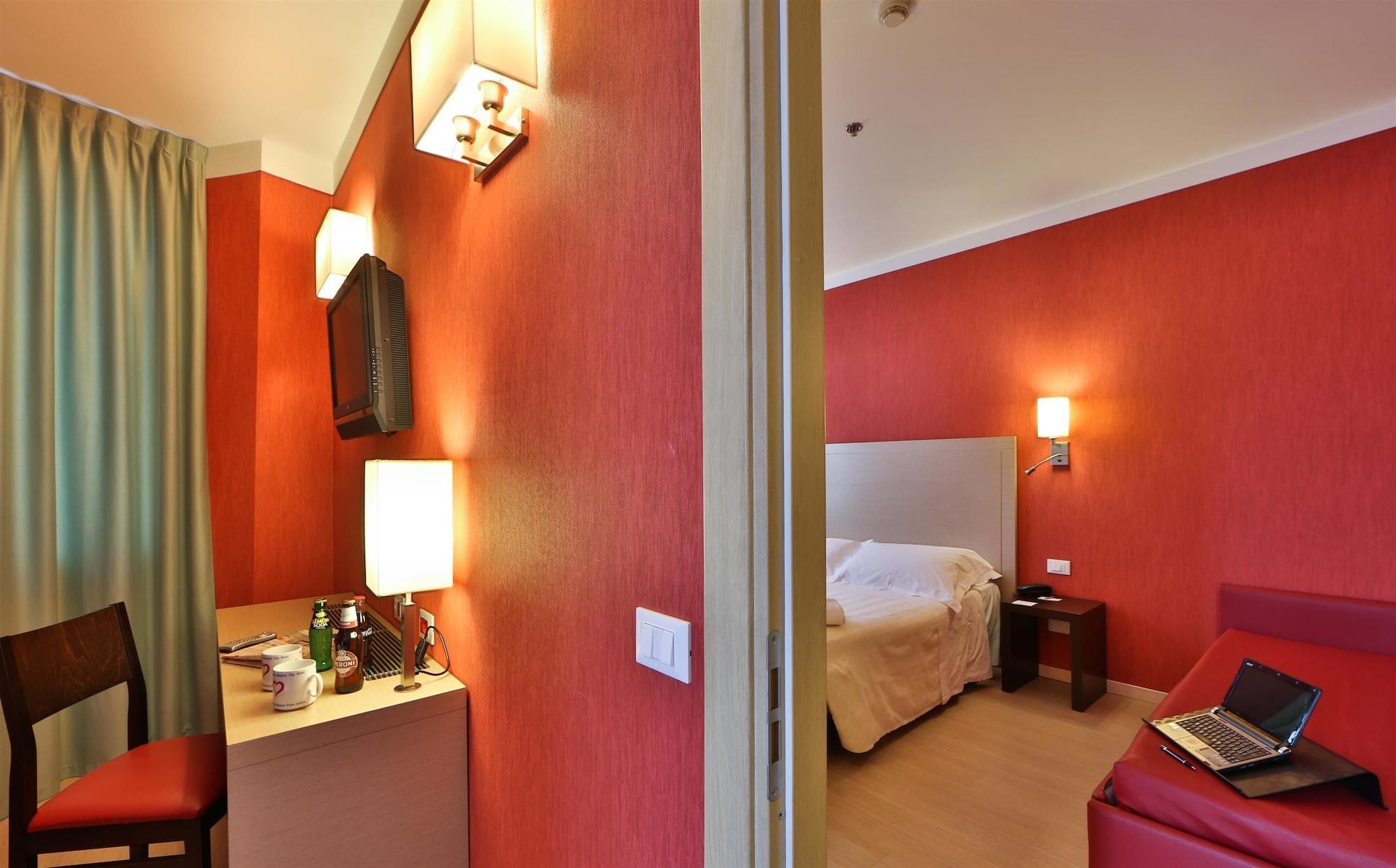 Best Western Porto Antico Genoa Bagian luar foto