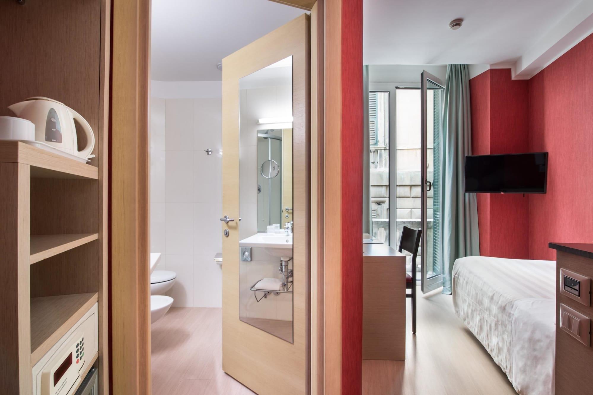 Best Western Porto Antico Genoa Bagian luar foto