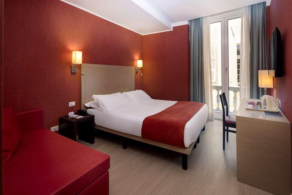 Best Western Porto Antico Genoa Ruang foto