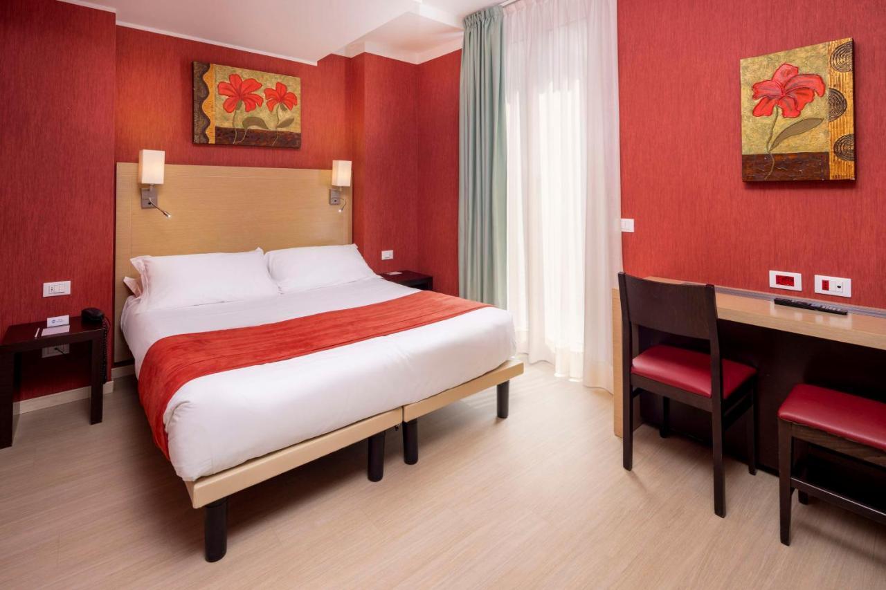 Best Western Porto Antico Genoa Bagian luar foto