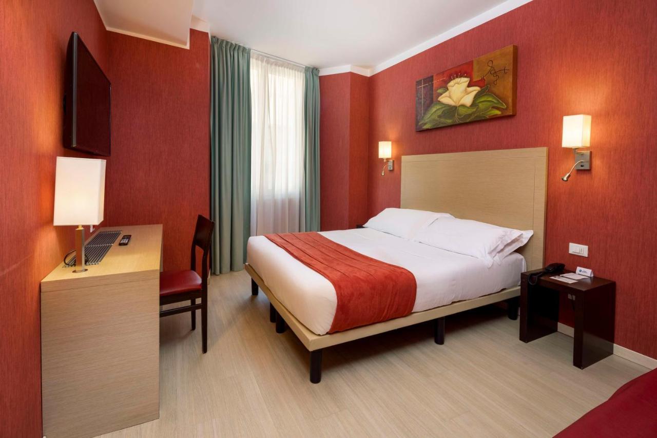 Best Western Porto Antico Genoa Bagian luar foto