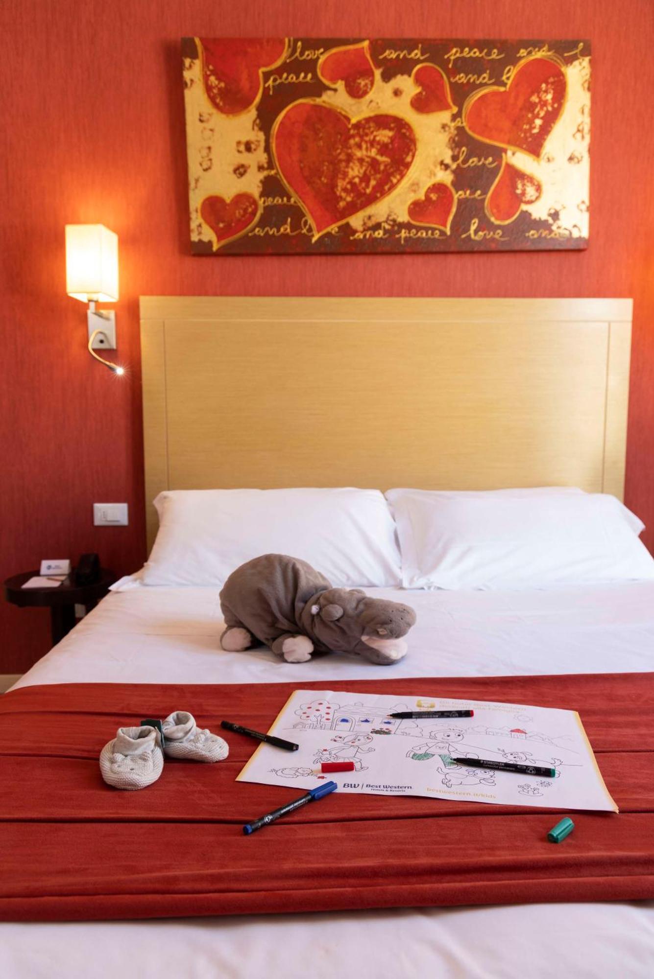 Best Western Porto Antico Genoa Bagian luar foto